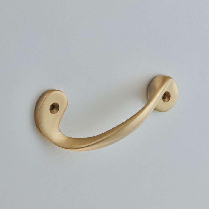 Croft Hardware Twisting Cupboard Handle
