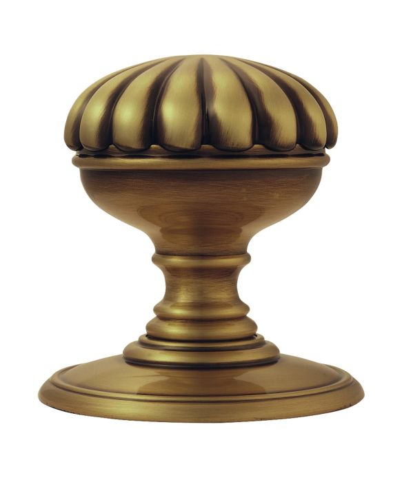 Carlisle Brass Delamain Flower Knob