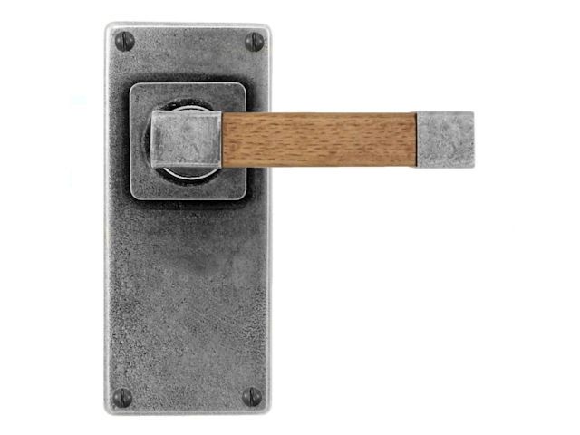Finesse Eden Door Handle on Jesmond Backplate - Pair
