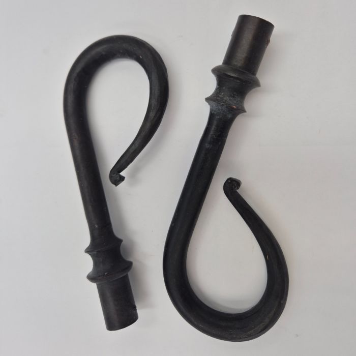 Handforged Shepherds Crook Curtain Pole Finials – Pair – Black Beeswax Finish – 15mm